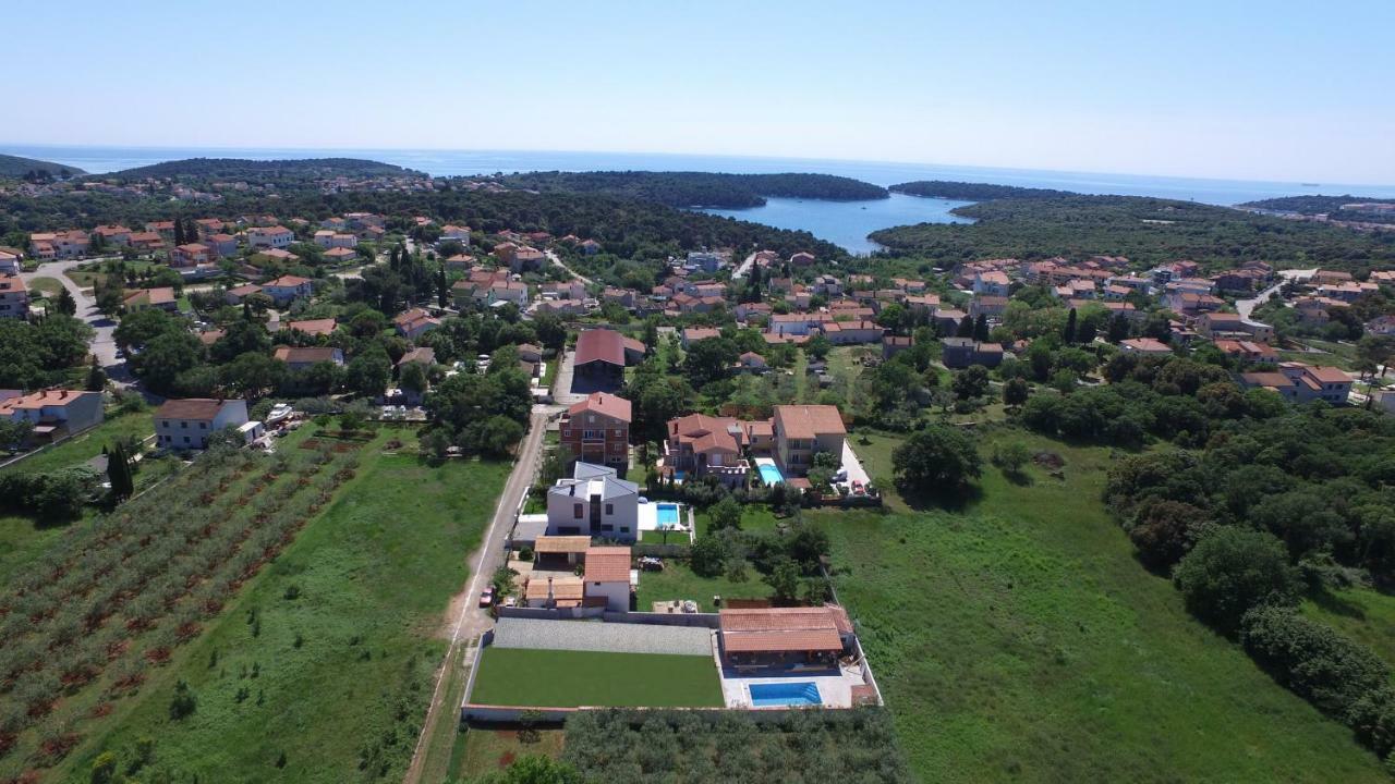 Holiday Home Petrovic Medulin Exterior photo